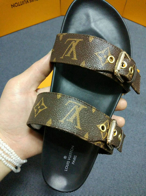 Louis Vuitton Slippers Wmns ID:20190503a301